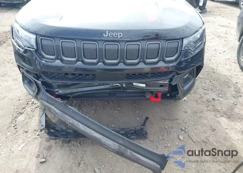 2022 Jeep Compass Trailhawk 4X4 из США, поврежденный, VIN 3C4NJDDB8NT114134